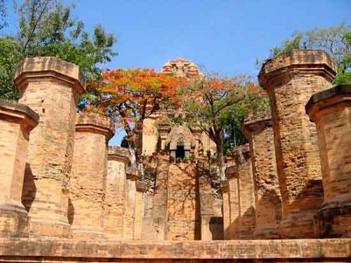 tháp bà ponagar nha trang