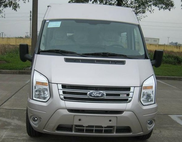 xe cưới 16 chỗ ford transit