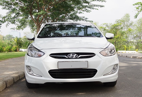 hyundai accent cho thuê tháng