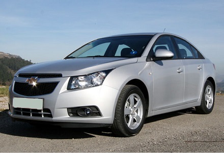 xe thuê tháng 4 chỗ chevrolet cruze