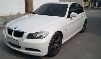 thuê xe tự lái vip 4 chỗ bmw 320i