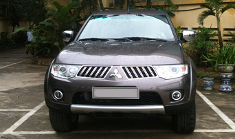 xe ô tô cho thuê tự lái mitsubishi pajero sport