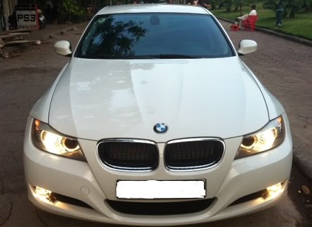 thuê xe tự lái sang trọng 4 chỗ bmw 320i đà nẵng